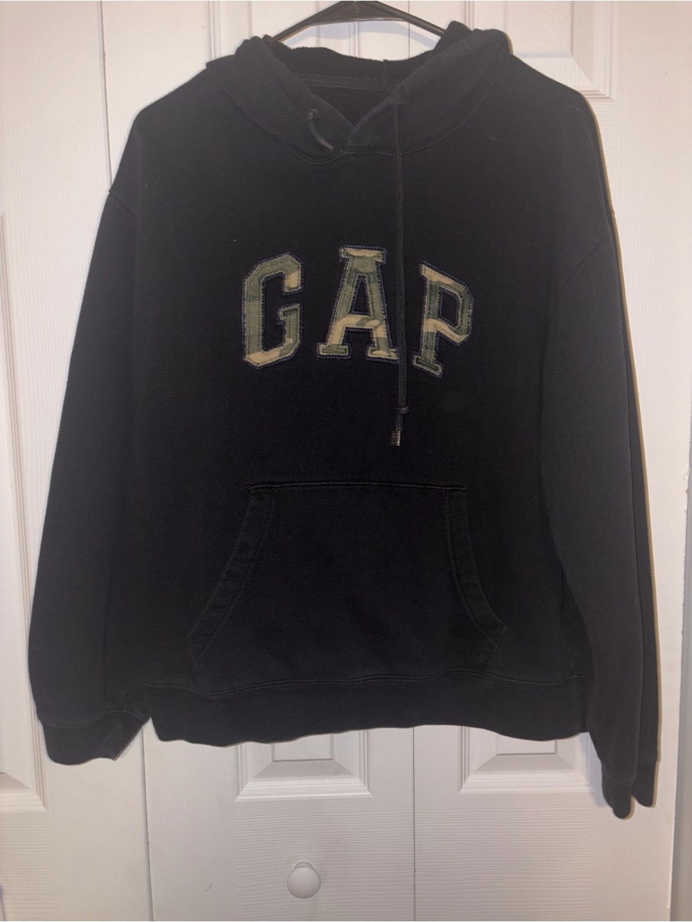 Gap Black Camo Patchwork Logo Pullover Hoodie Sweatshirt